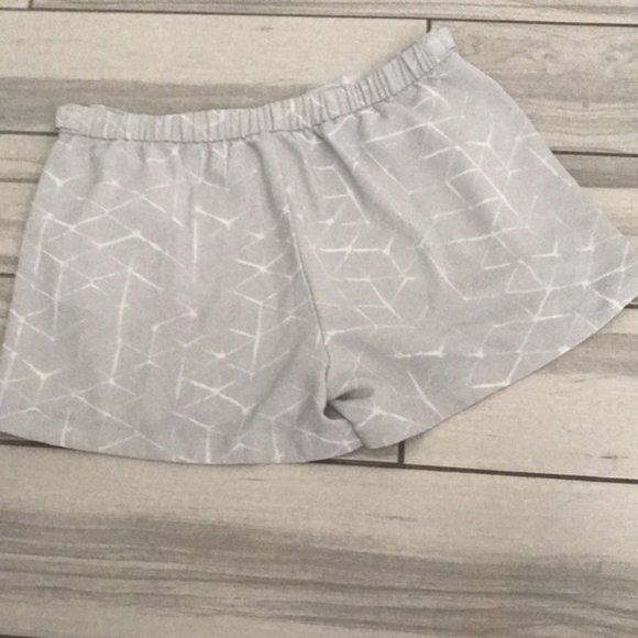 CALVIN KLEIN Women Print Texturized Pull On Dress Shorts | M - Picture 7 of 11